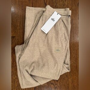 NWT Alo Muse Wide Leg Pant